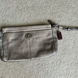 Coach Silver Metallic Leather Turnlock Wristlet Clutch